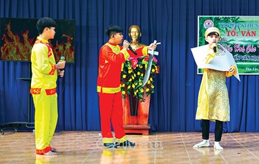 Bí kíp in tranh độc bản bằng màu nước