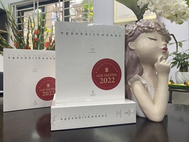 Trần Lê Khánh và cuộc cách tân thơ Việt đương đại