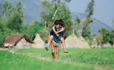 Phim thiếu nhi và bài toán cơ chế
