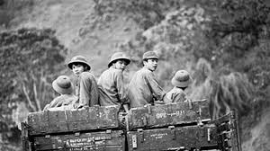 Những câu chuyện biên giới được kể bằng thơ 