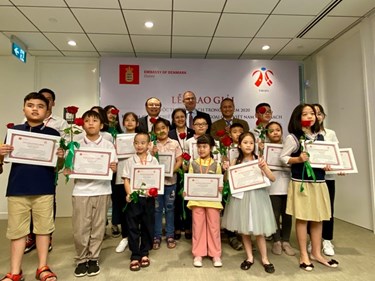 Đan Mạch trong mắt em

