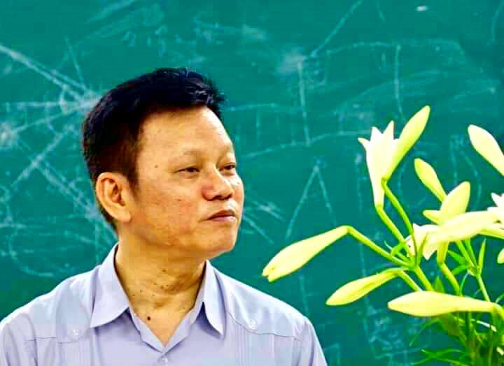 Nhà thơ Nguyễn Linh Khiếu tìm về tuổi thơ 