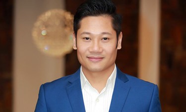 Ca sỹ NSƯT Đăng Thuật hồn quê giữa phố 